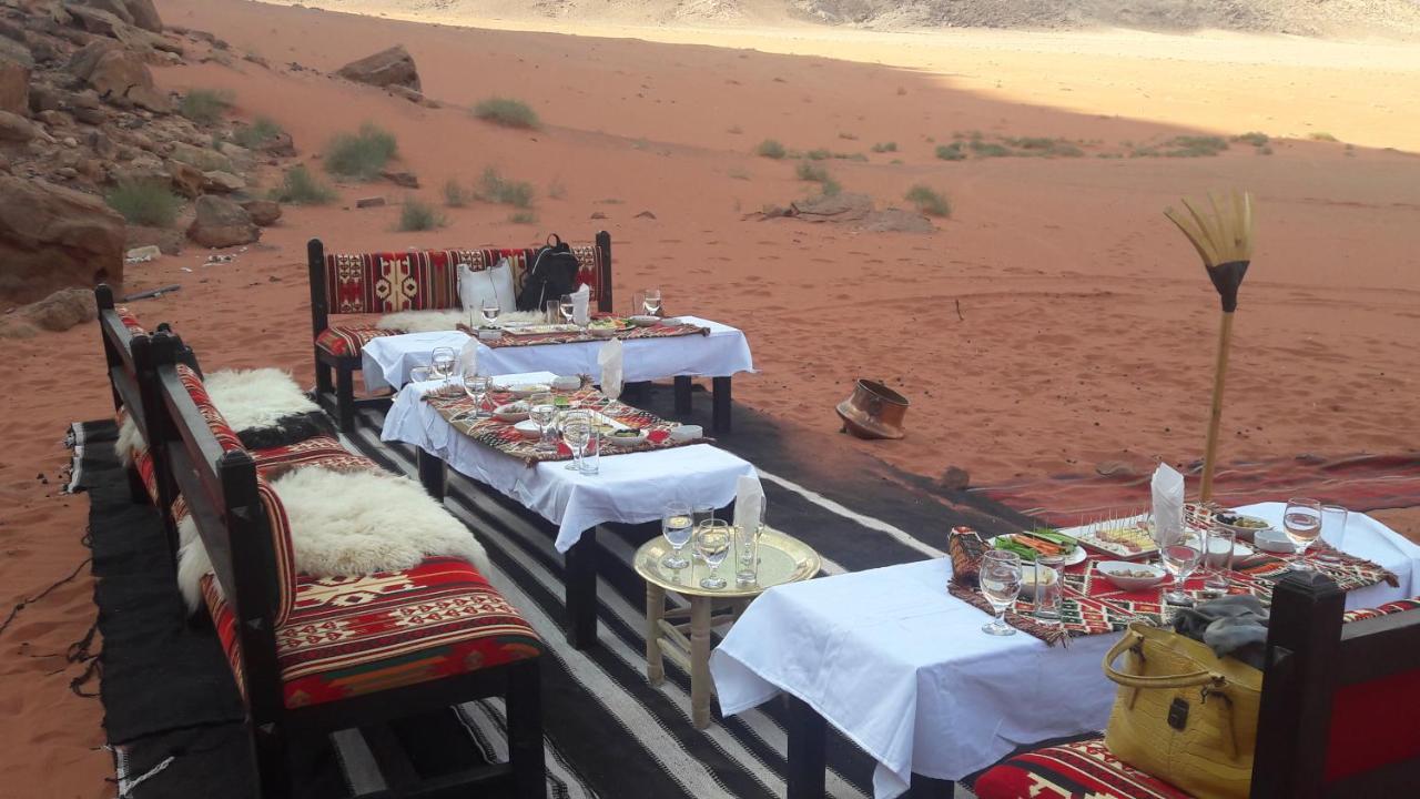 Mohammed Mutlak Camp Hotel Wadi Rum Bagian luar foto