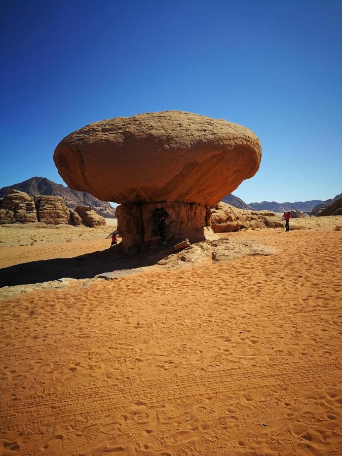 Mohammed Mutlak Camp Hotel Wadi Rum Bagian luar foto